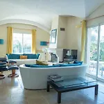 Spacious Cannes With Ac Throughout And Large Private Pool *