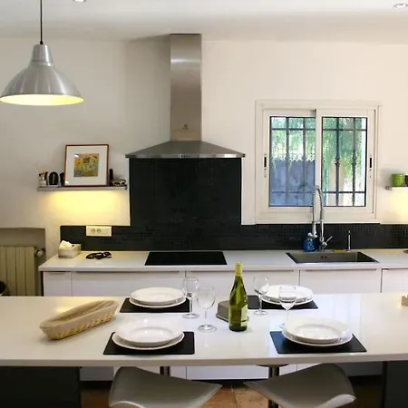 Spacious Cannes With Ac Throughout And Large Private Pool 别墅 瓦洛里