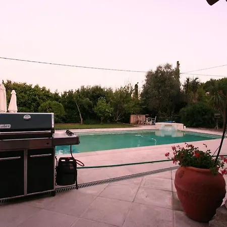 别墅 Spacious Cannes With Ac Throughout And Large Private Pool 瓦洛里