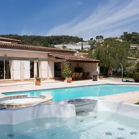 别墅 Spacious Cannes With Ac Throughout And Large Private Pool 瓦洛里