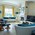 别墅 Spacious Cannes With Ac Throughout And Large Private Pool *