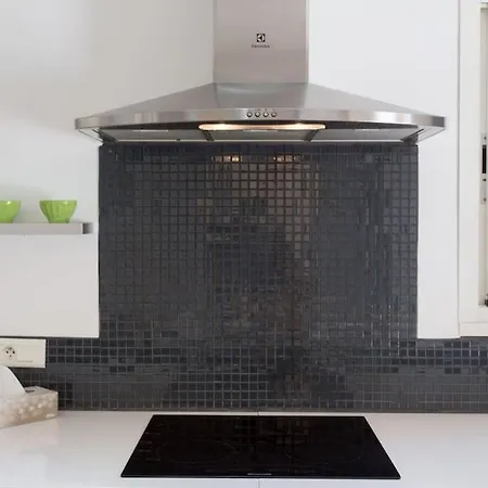 Spacious Cannes With Ac Throughout And Large Private Pool Villa *