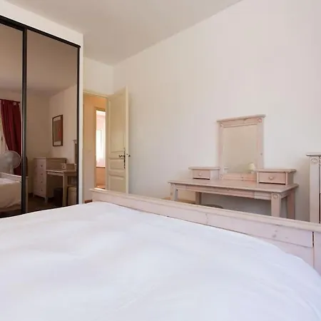 Spacious Cannes With Ac Throughout And Large Private Pool