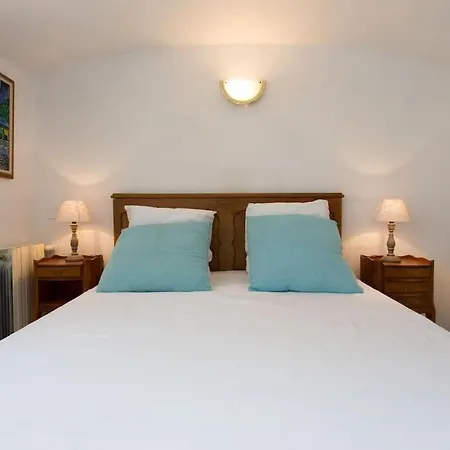 빌라 Spacious Cannes With Ac Throughout And Large Private Pool 발로리스
