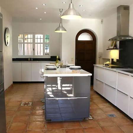 Spacious Cannes With Ac Throughout And Large Private Pool Villa Vallauris