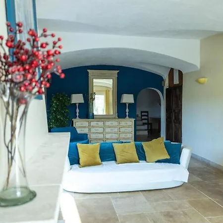 Spacious Cannes With Ac Throughout And Large Private Pool *